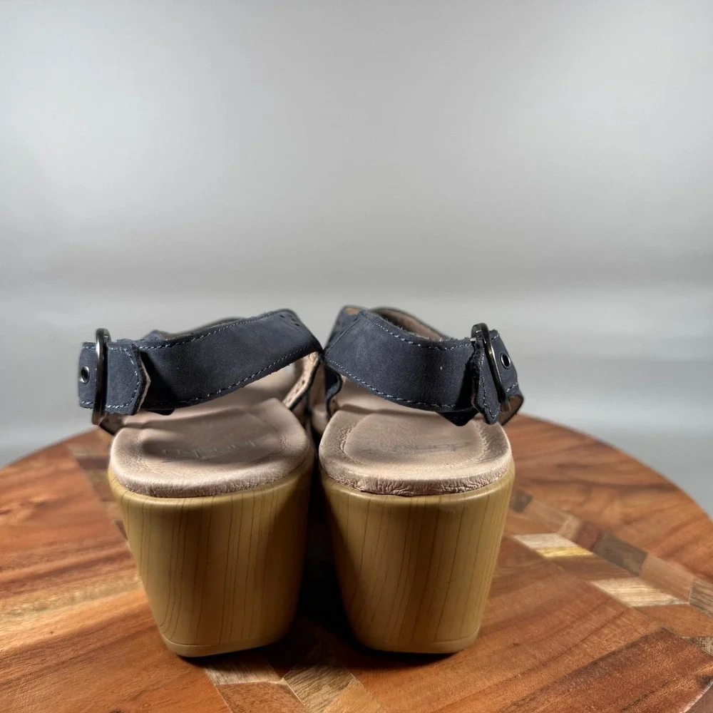 Dansko Womens Blue Perforated Leather Wedge Sandals Size 40 Buckle Strap Comfort